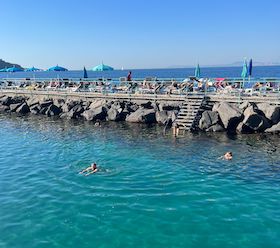 bagnanti-sorrento-291022