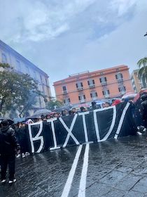 Aule inagibili, manifestazione dei ragazzi del Bixio di Piano di Sorrento