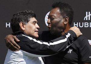 Da Sorrento i versi sull’incontro di Pelè e Maradona in Paradiso