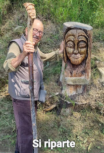 Sorrento. Sculture sui tronchi degli alberi abbattuti della pineta Le Tore