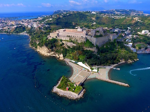 Viaggio sulla Rotta di Enea tra Sorrento, Baia e Cuma