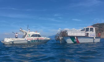 In penisola sorrentina raccolta rifiuti dagli yacht