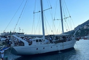 Tragica collisione nel mare della Costiera Amalfitana, muore turista ferito skipper della penisola sorrentina