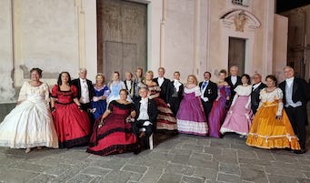 Stasera a Massa Lubrense gran ballo stile Ottocento