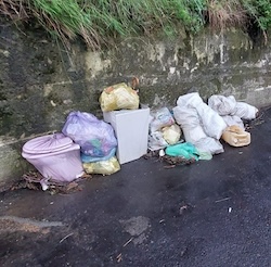 Abbandono rifiuti in strada, blitz a Vico Equense