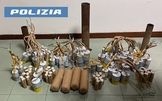 Botti illegali in casa, denunciato 23enne di Vico Equense – foto –