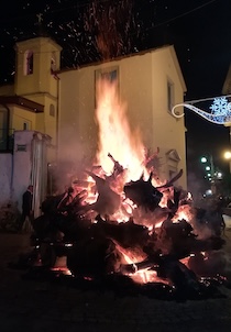 Sorrento. Domani l’accensione del “ceppone” a Santa Lucia