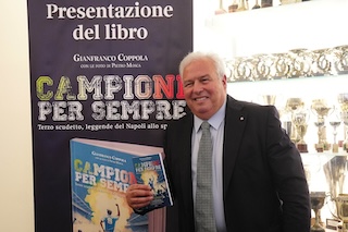Il libro di Gianfranco Coppola sul terzo scudetto del Napoli presentato a Castellammare