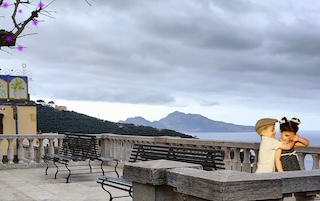 Costruiamo la Gentilezza. Il Belvedere del Pennino di Massa Lubrense si colora di viola