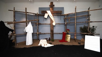 Fino al 31 marzo la mostra sui riti della Settimana Santa in penisola sorrentina – foto –