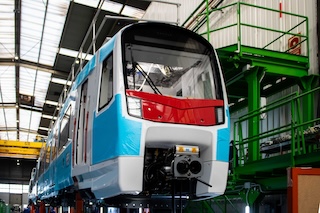 Prosegue la costruzione dei nuovi treni della Circumvesuviana