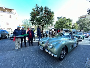 Il fascino della Mille Miglia tra le due costiere con la Sorrento Roads 2024