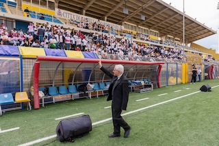 Castellammare. Juve Stabia in B e città al voto, intervista all’arcivescovo Alfano