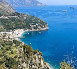 Il mare più blu? Marina del Cantone prima in Italia