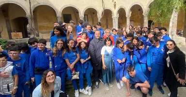 Sorrento. Arte del riciclo, inaugurata la mostra al chiostro di San Francesco