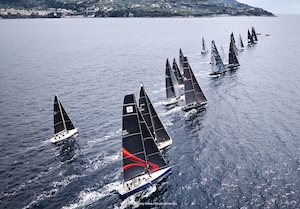 Il grande spettacolo della vela nella baia di Sorrento