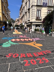 Sorrento. Celebrazione Corpus Domini con infiorata