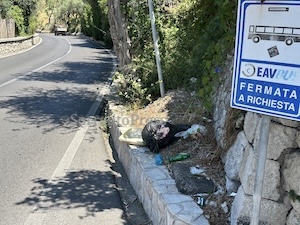Massa Lubrense. Stretta contro sacchetto selvaggio