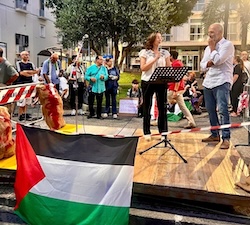 Piano di Sorrento. Maggioranza e opposizione insieme sul palco per la pace a Gaza