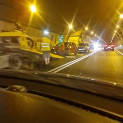 Vico Equense. Incidente in galleria, lunghe code