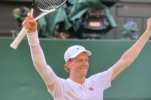 Fantastico Sinner, vince il suo primo Wimbledon