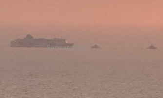 Fiamme su una nave nel golfo di Napoli, paura ma nessun ferito tra i passeggeri