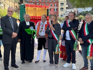 Sorrento. Una festa per i bambini della Nave del Cuore