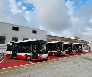 Arrivano a Sorrento due bus elettrici di Eav