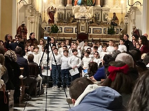 Vico Equense. Canto e fotografie si fondono a Massaquano