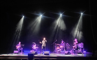 Grande successo per il concerto di Raiz che ha chiuso “Surriento Gentile” – video –