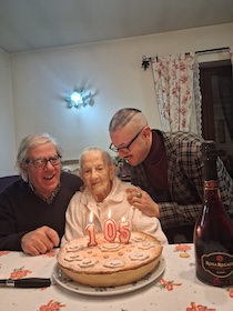 Sorrento. Grande festa per i 105 anni di nonna Elvira