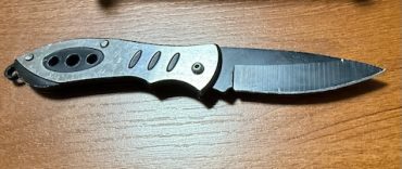 Sorrento. A 17 anni in giro con coltello a serramanico, denunciato