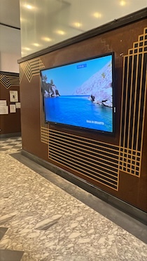 Massa Lubrense. Un maxi schermo nel Municipio per promuovere il territorio