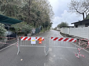 Massa Lubrense. Riapre domani mattina via Partenope