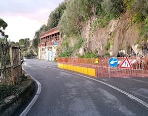 Vico Equense. Riaperta a senso unico alternato la ex statale “Sorrentina”
