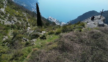 Il fascino della Positano Beach Trail – video –