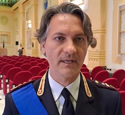 Da Massa Lubrense i complimenti al nuovo capo della Squadra Mobile della questura di Napoli Mario Grassia