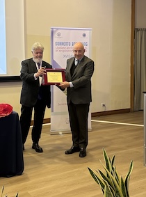 Sorrento. Premiato l’armatore Grimaldi per l’impegno a favore degli ultimi, il suo legame con la costiera. Riconoscimento anche all’onorevole Trapanese