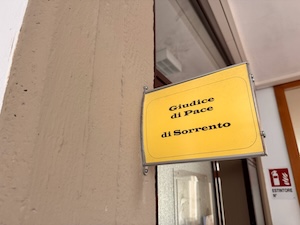Sorrento. Sospese le attività del Giudice di Pace