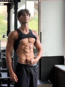 Sorrento. Antonio Capitanini in corsa per il titolo di Mister Italia 2026