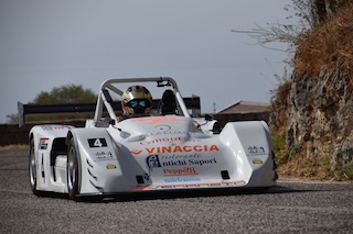 Vinaccia vince lo Slalom di Monte Sant’Angelo, Venanzio campione d’Italia