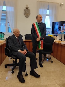 Sant’Agnello. Grande festa per i 100 anni di nonno Pietro Astarita