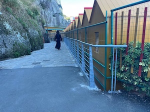 Sorrento. Sistemata la ringhiera lungo il percorso pedonale costiero
